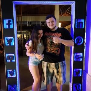 Meet your Posher, Sam